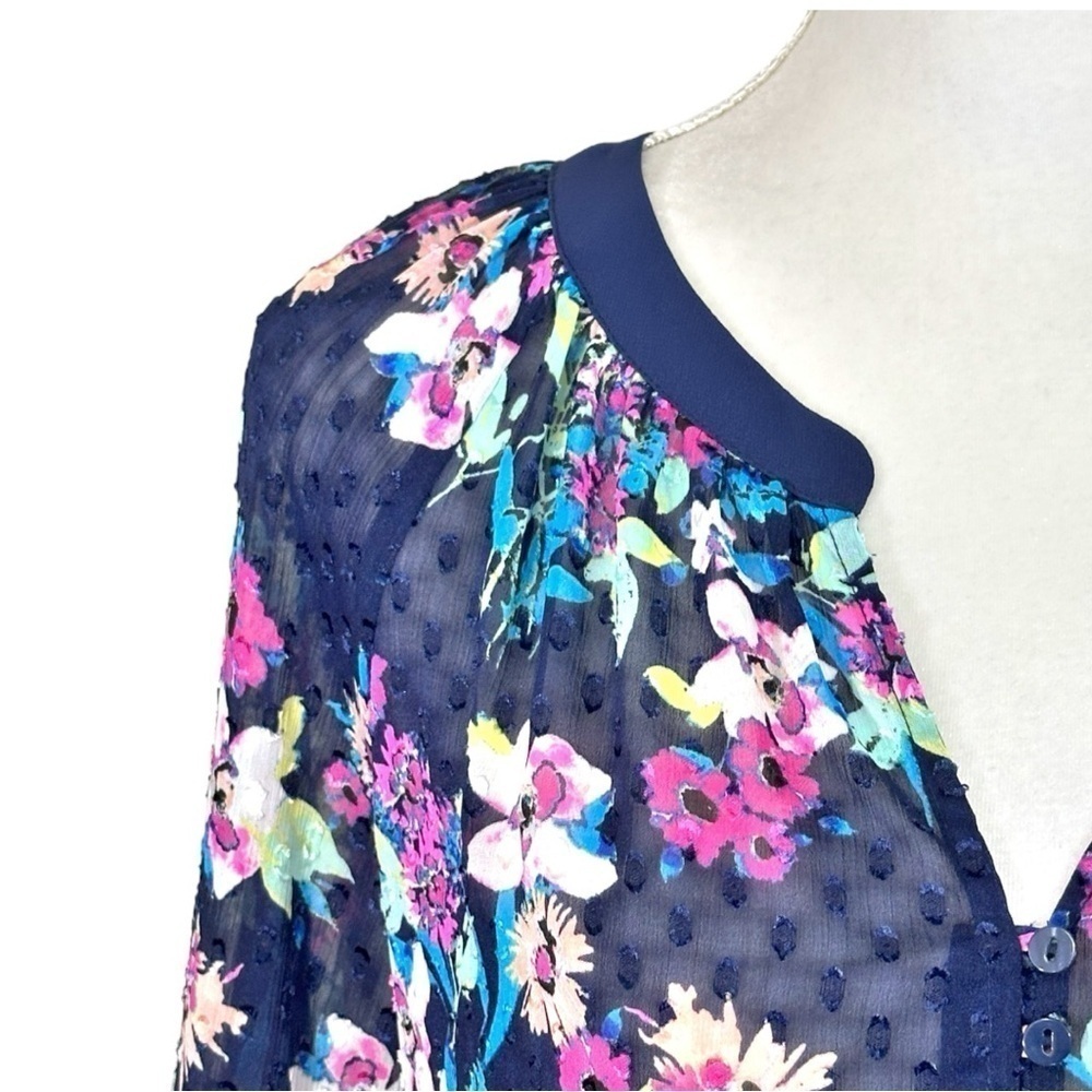 🌸NWT- Candies- Navy Floral Sheer 3/4 Sleeve Tunic- Size M - Picture 2 of 8